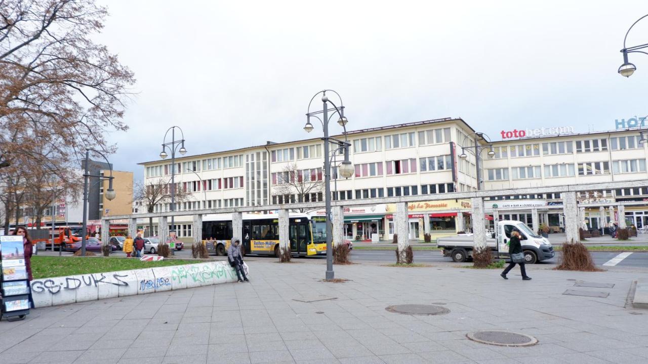 Hostel Am Kurtti Berlin Exterior foto